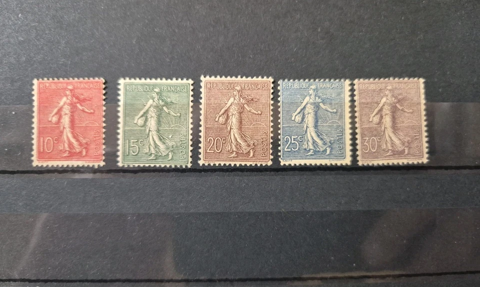 Timbres France 1903 – Série Semeuse lignée – Yvert 129/133 – Neufs MH - Photo 1/1