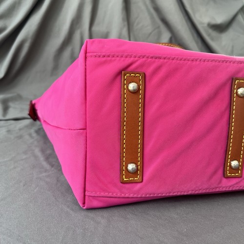 Dooney & Bourke Large FUCHSIA Nylon DILLEN Double Pocket Satchel British Tan EUC - Picture 8 of 21