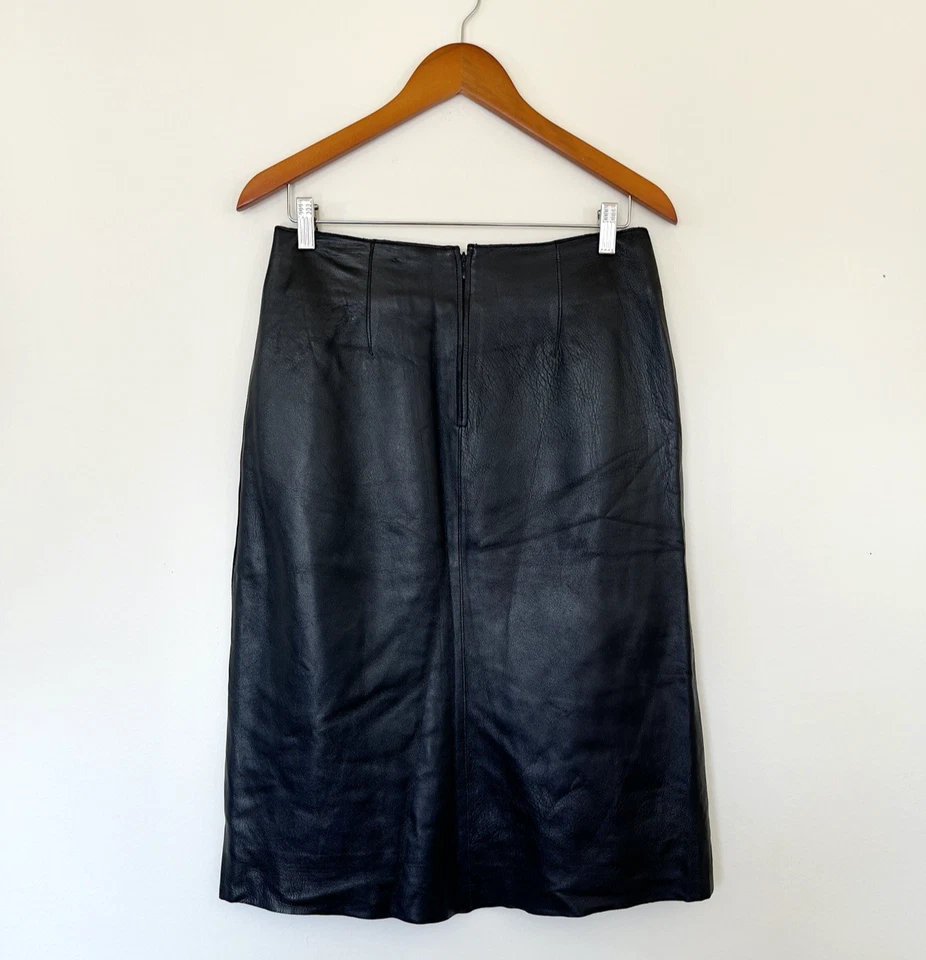 VTG BCBG Max Azria Womens Y2K 100% Leather Skirt Sz 8 Black Lined Soft Chic Edge - Image 2 of 4