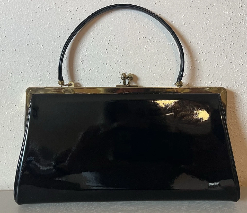 Bolso sin asas/cartera vintage de charol negro con bloqueo de beso forro satinado herrajes dorados Foto 2 de 4