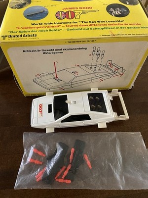 Corgi #269 James Bond 007 Lotus Esprit, OG box + missiles - The Spy Who Loved Me