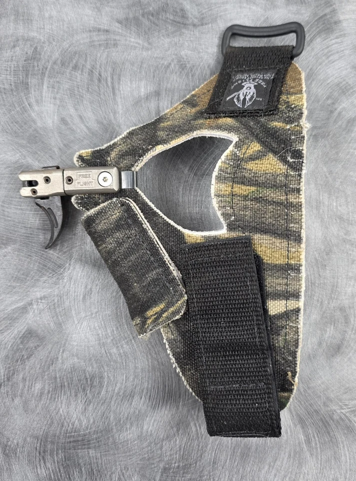 Winn Archery Free Flight Release C-10 RH Medium - Image 2 of 4