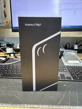 Galaxy Z Flip 7 256GB Storage Unlocked Carrier Blue Shadow Mint Condition