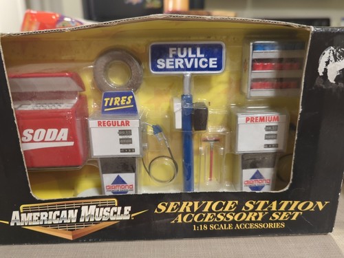 2001 RC ERTL AMERICAN MUSCLE Service Station accessory set 1:18 scale  - Picture 2 of 8