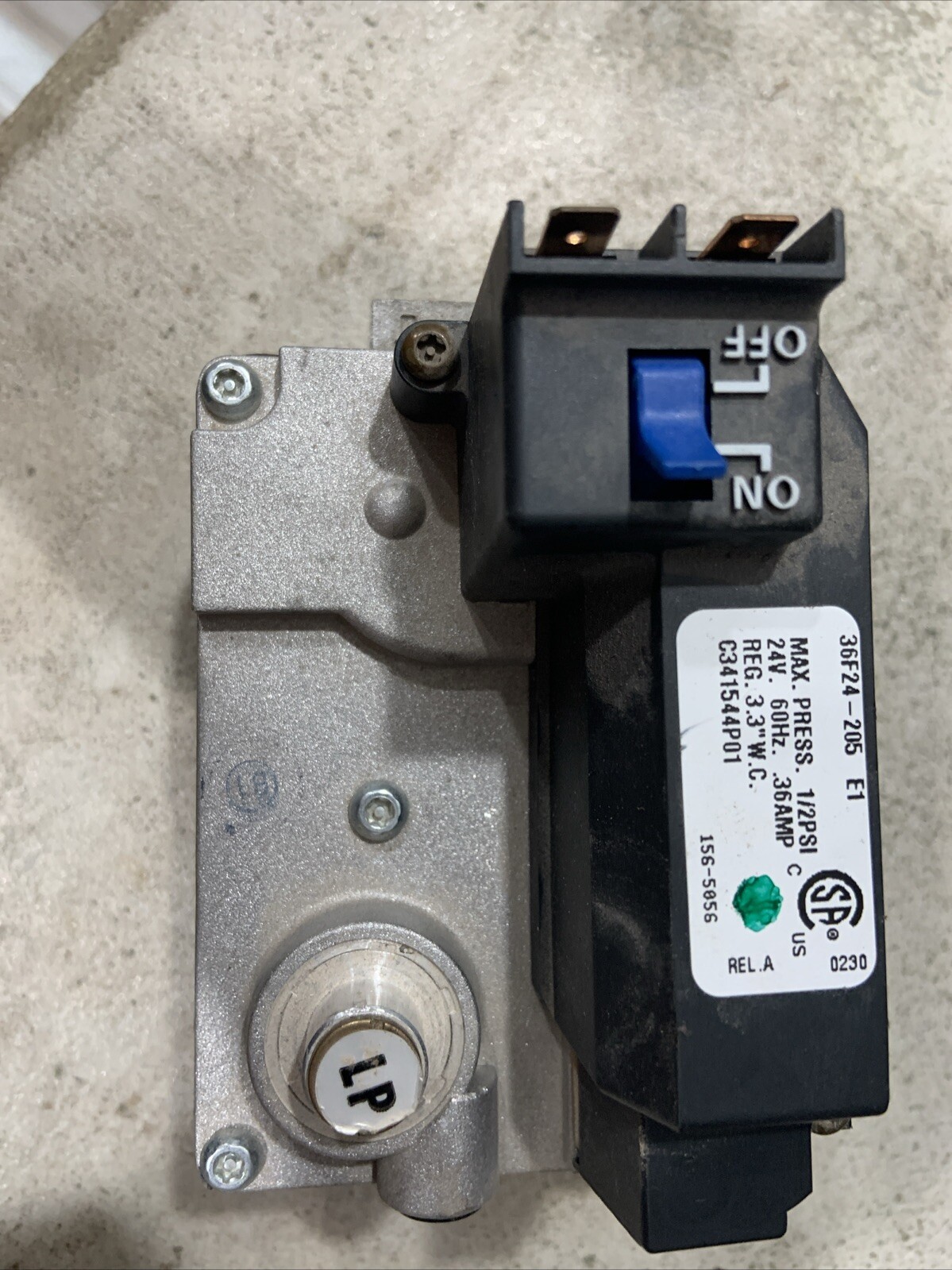 Valvola Gas Forno HVAC White Rodgers 36F24 218E90 EF32CW205 - Foto 8