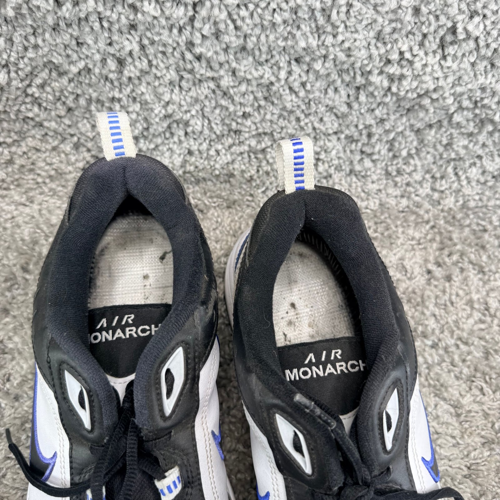 Nike Men's Air Monarch IV Classic Sneakers Size 11 thumbnail 6