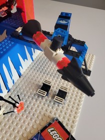LEGO Space Ice Planet 1993 6983 Ice Station Odyssey 99% Complete Box Manual