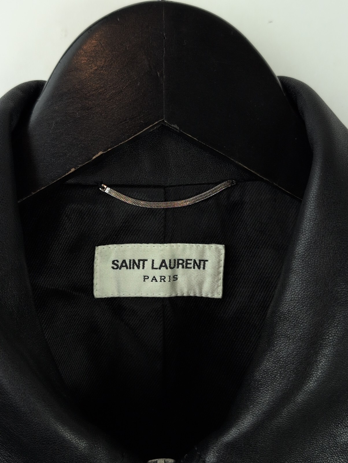 Giacca bomber SAINT LAURENT PARIS taglia US36 S IT46 pelle nera SS2020 635539