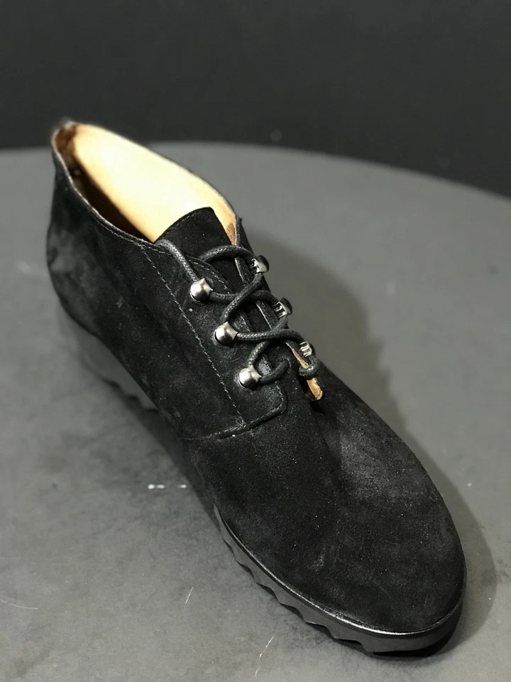 New Bettye Muller Women's Lace Up Wedge Ankle Boots Size 9M RTL $159 - Image 2 of 4