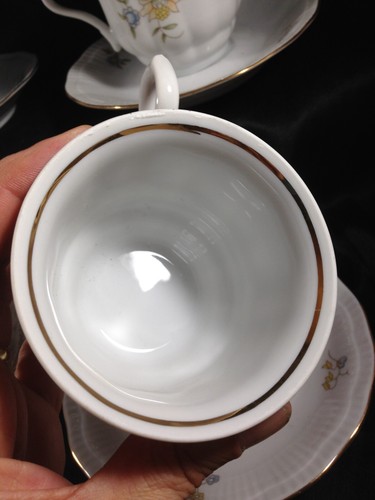 Walbrzych Porcelain Southington Baum Duchess Set of 4 Cups and Saucers - Picture 4 of 8