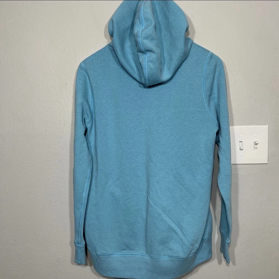 Sudadera con capucha Under Armour azul claro polar calce suelto para mujer mediana Foto 2 de 4