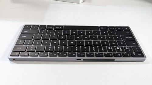 Satechi (ST-BTSX1M) Slim X1 Bluetooth Backlit Keyboard for Mac- Space Grey - Picture 5 of 7