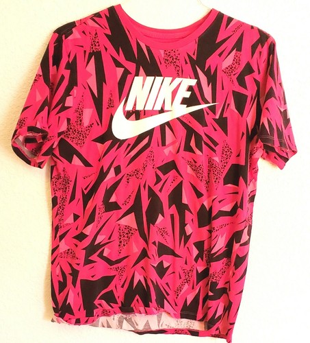 The Nike Men's Athletic Cat T-Shirt 