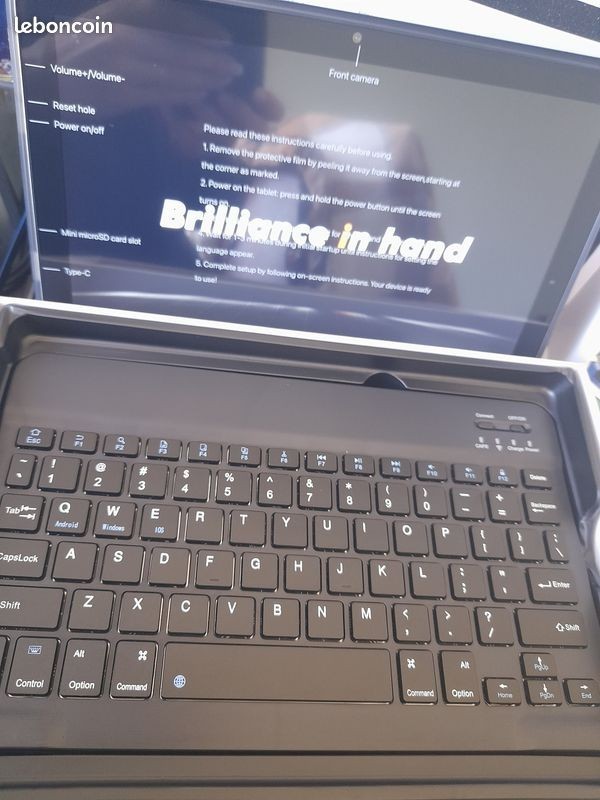 Tablette 10 pouces Ainmel avec clavier Qwerty et stockage de 64 Go en noir