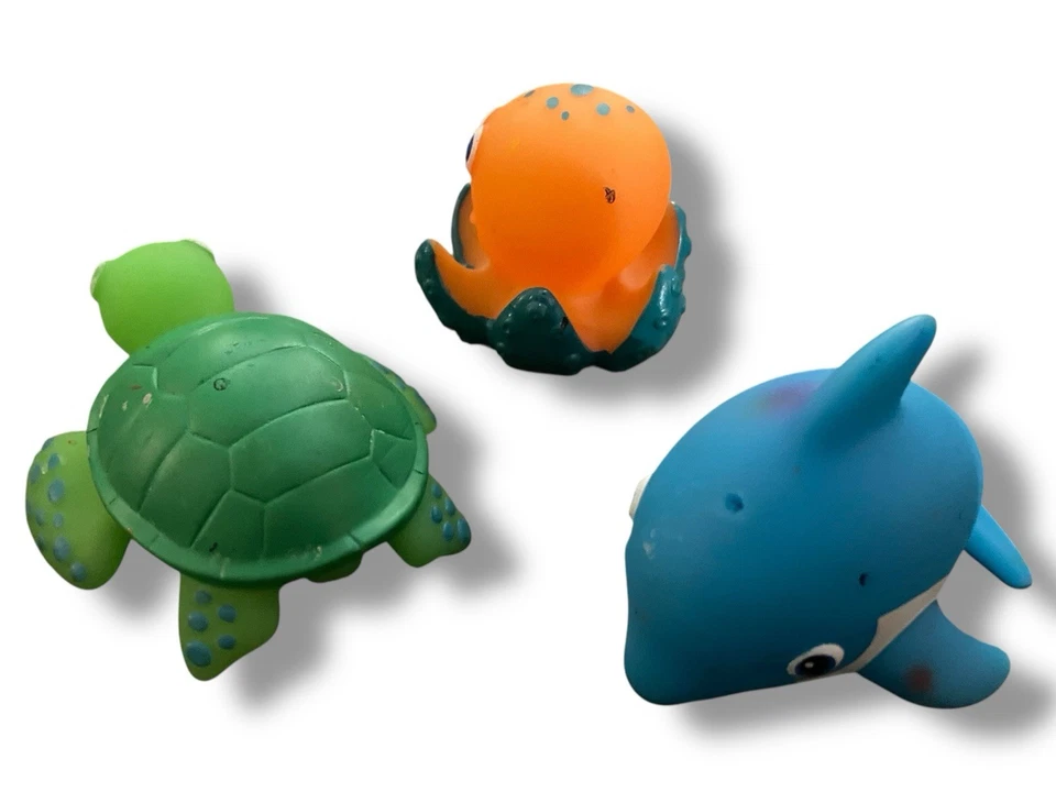 Munchkin 2006 绿色海龟海豚和章鱼塑料喷射浴玩具罕见 — 第 2/4 张图片