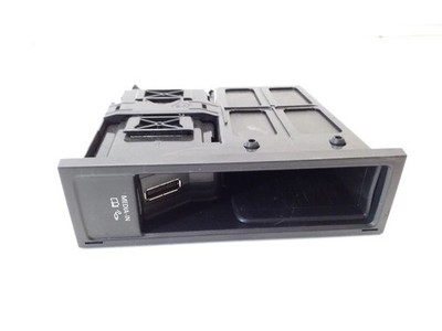 Volkswagen Tiguan 2010 Steuergerät GPS Navigation 5N0035342F BOS82340