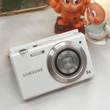 Samsung MV800 16.1MP Digital Camera 3.0" Flip-Out Touchscreen 5x Zoom White vlog