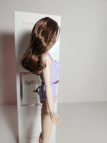 12" Poppy Parker Beach Babe Dressed Doll 2021 Basic Collection Brunette Swimsuit - Picture 4 of 13