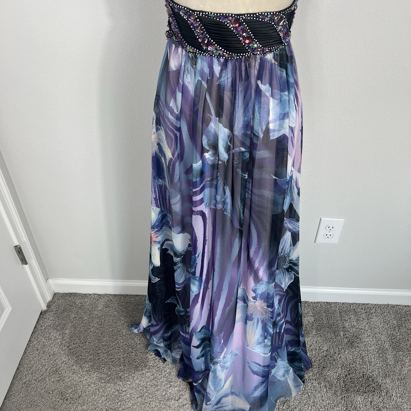 Picture 9 of 14