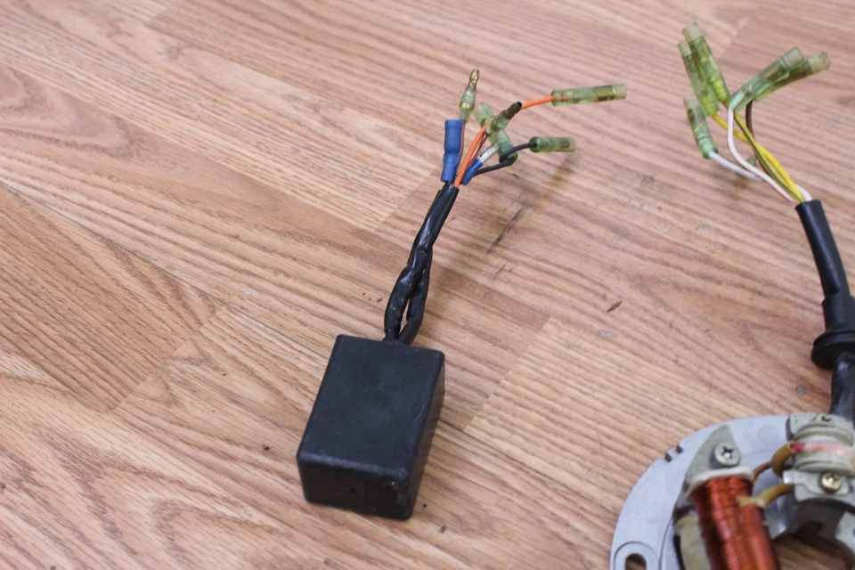 1993 YAMAHA PHAZER II Stator with Flywheel and CDI Unit - Image 4 of 4