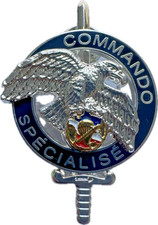 Specialized Commando Training Patent (CNEC) pin?s fastener