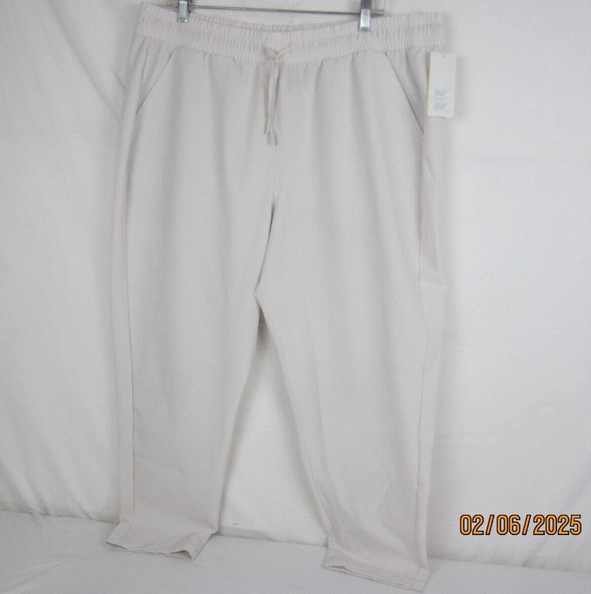 All In Motion Women's Stretch Woven Taper Pants Beige XXL