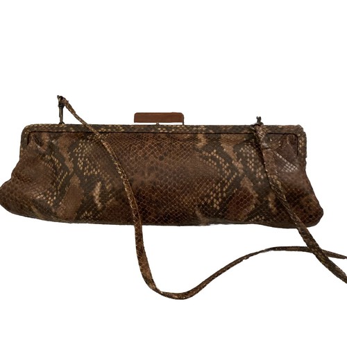 Stuart Weitzman Vntg Snakeskin Clutch Shoulder Envelope Bag Bakelite Clasp - Picture 7 of 18
