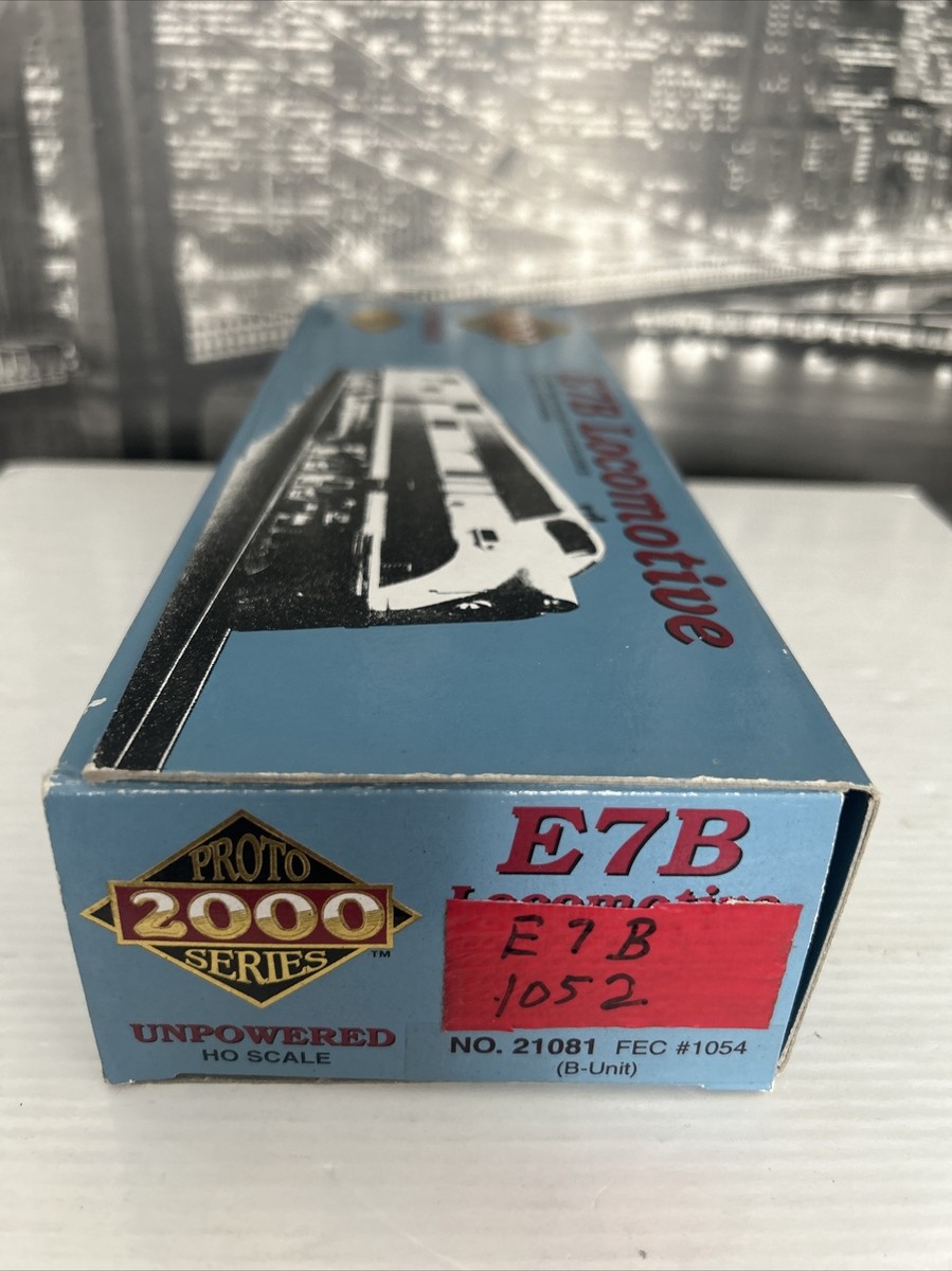 HO Lifelike Proto 2000 E7B Unpowered B-UNIT Locomotive FEC