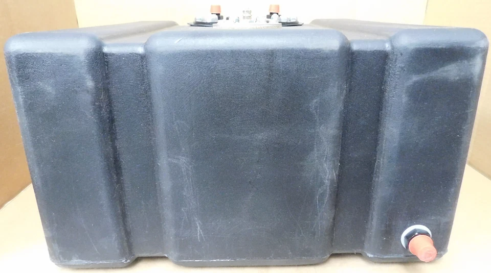 RCI Flat Bottom Pro Street Fuel Cell, 12 Gal, 18 X17 X10.5", Polyethylene - Image 2 of 3
