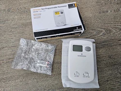 Emerson 70 Series Non Programmable Single Stage Thermostat 1E78-144 NIB