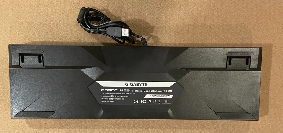 GIGABYTE FORCE K83 USB-wired Gaming Mechanical Keyboard / Black - Image 2 of 3