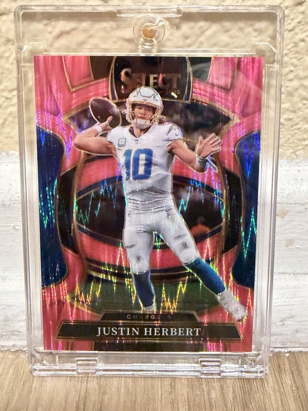 2025 Panini Select - Concourse Justin Herbert #1 Pink Shock Prizm