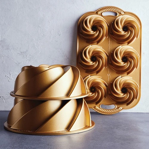 Nordic Ware Heritage Bundtlette Pan