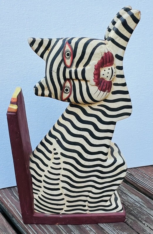 Vintage Whimsical Cat Hand Carved Sculpture Wood Folk art Book End Single Whimsy