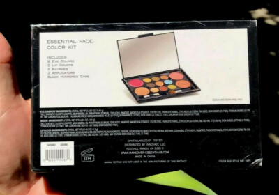 ME Makeover Essentials Kit - Essential Face Color Kit 1645909 26496 Sealed