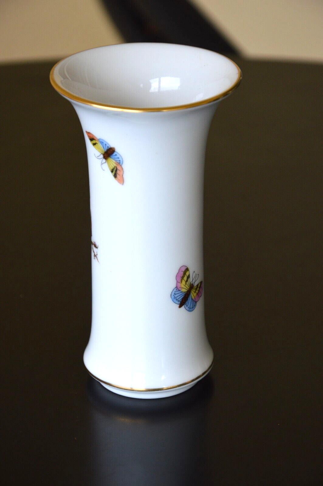 HEREND HUNGARY ROTHCHILD BIRD 4 5/8" SMALL VASE 7035 W/Necklace