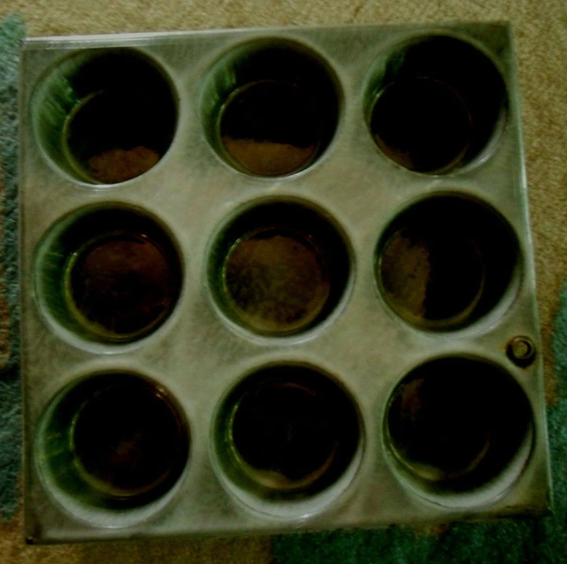 Vintage L&G 9 Hole Agate Nickel Steel Ware Graniteware 10 x 10 Muffin Baking Pan