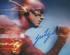 Grant Gustin (The Flash) signed 8X10 photo