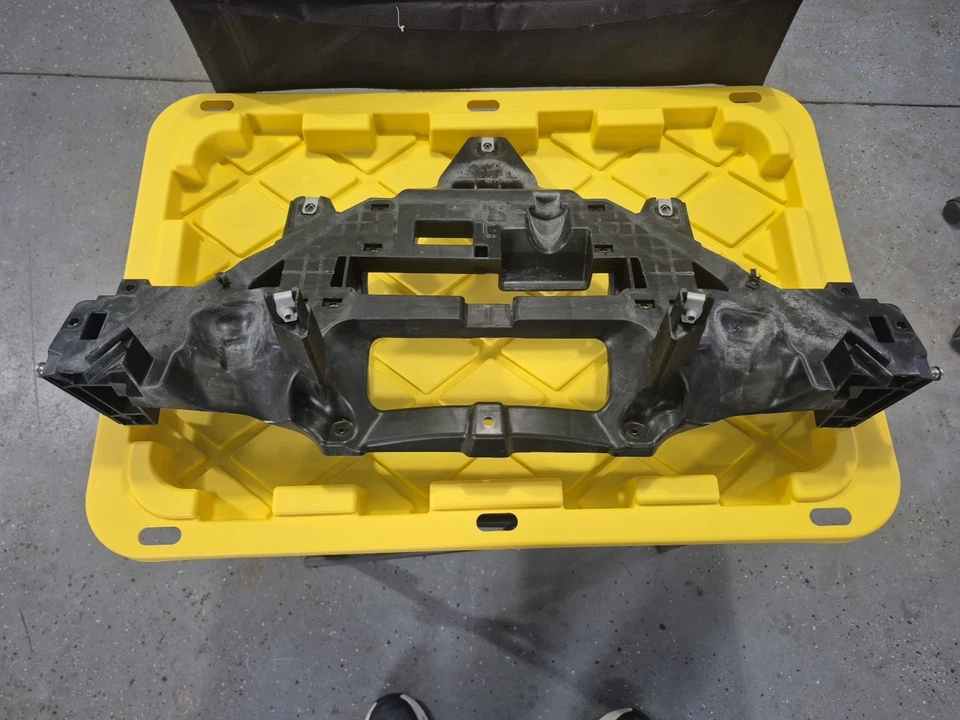 Consola Can-Am Spyder RT-S Roadster SM5 2010-2017 soporte cruzado 705003384 Foto 2 de 4