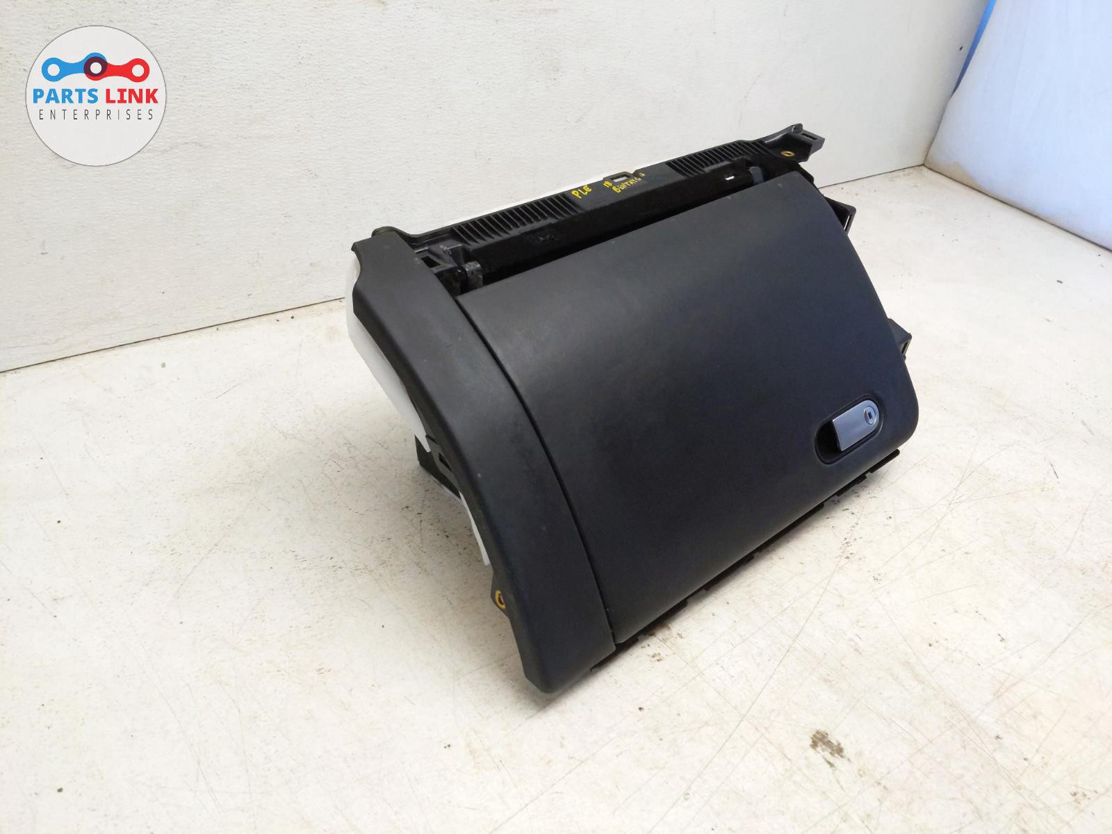 Bentley Bentayga 2016-2020 Left Glove box tray