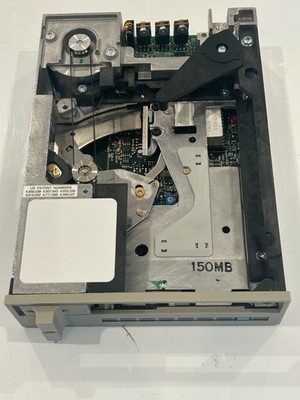 ARCHIVE 2150S, P/N- 26200-060,  150MB 1/4'' Tape drive SCSI 50-Pin
