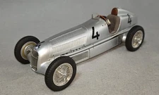 CMC 1/18 Mercedes-Benz W25