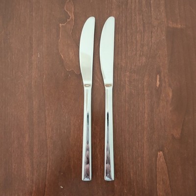 WMF Flatware Atria Nuova 9'' Dinner Knife Glossy Stainless Steel 2 Pieces WMFATR