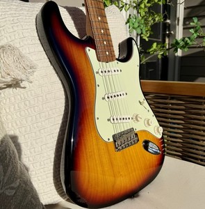 Fender Stratocaster 1998 | eBay