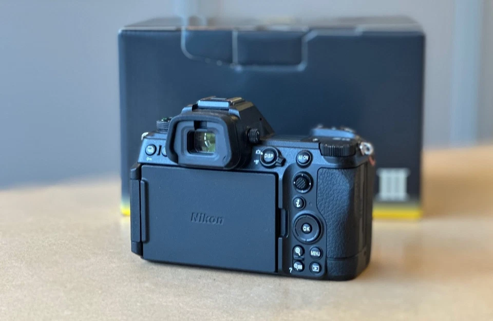 Nikon Z6 III Gehäuse (22.239 Ausl.) Z6III (MwSt ausw.) v. Private-Fotografie.nl - Bild 2 von 4