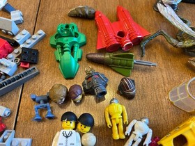HUGE LOT LEGO SHIP & STAR WARS 4478, BIONICLE 8587, TRANSFORMERS, MEGA BLOKS
