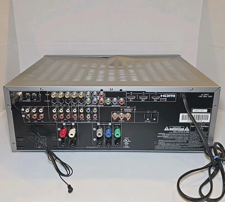 Harman Kardon AVR-146 - 5.1 Ch HDMI Home Theater Surround Sound Receiver *READ* - Image 3 of 4