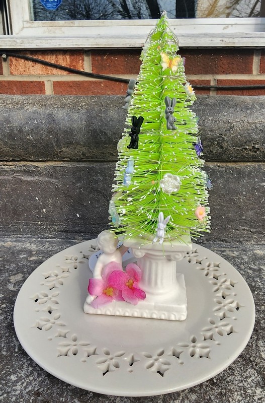 New Easter Tree Decorated W/ Lights In Vintage Cherub Ceramic Base