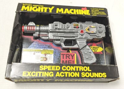 1992 ROYAL CONDOR  THE MACHINE Lights & Sound GUN- New Terminator