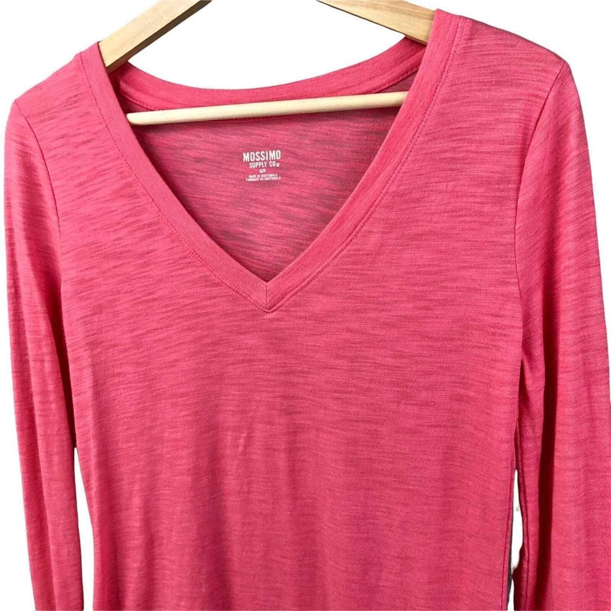 mossimo long sleeve v neck